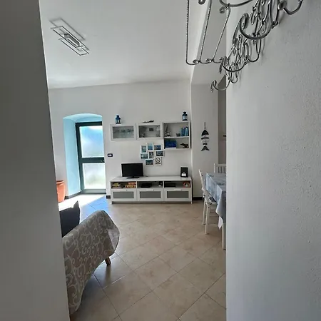 La Casa Nel *